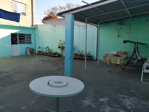 CASA 3 DORMITORIOS - 2 PLANTAS.