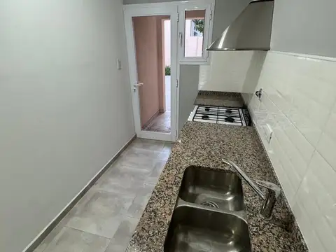 Departamento en Alquiler en Kilometro 112, $ 750.000