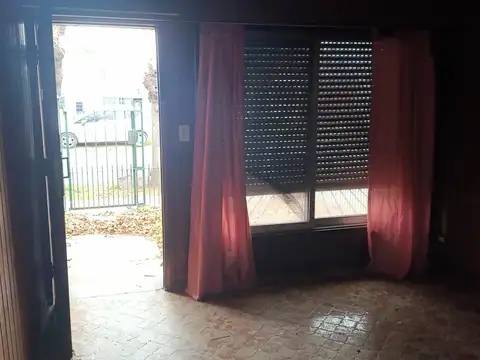 Casa en Venta en Berazategui, USD 75.000