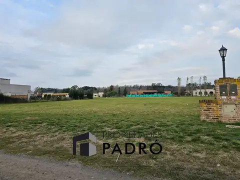 Lote terreno 250 en venta. Barrio La Elina, Comarcas de Lujan.