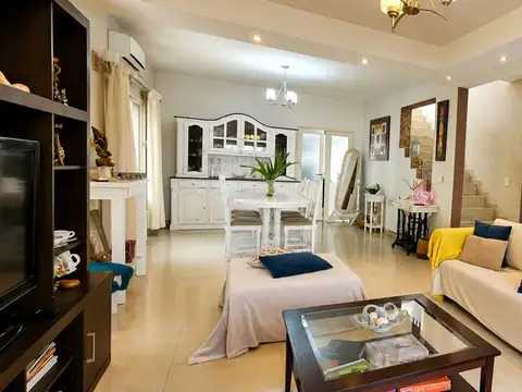 Casa en Venta en Sausalito, USD 249.000