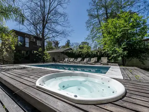 Quinta en VENTA Dique Luján COMPLEJO TURISTICO