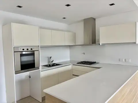 Departamento en Venta en Cristaline, USD 170.000