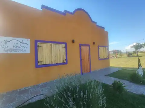 Casa en Alquiler Temporal con 2 cocheras