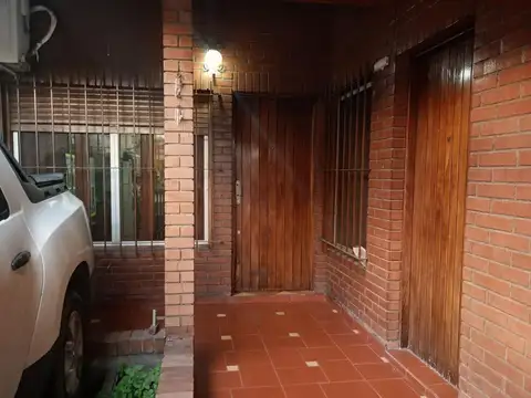 Casa en Venta en Valentín Alsina, USD 150.000