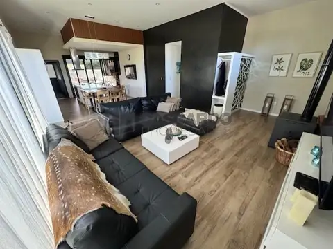 Casa en Venta en Lagos De Canning, USD 265.000