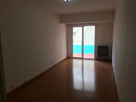 Avenida Kirchner 900, Piso 1