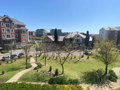 Venta departamento 3 ambientes con balcón aterrazado en Miradores de la Bahía Nordelta