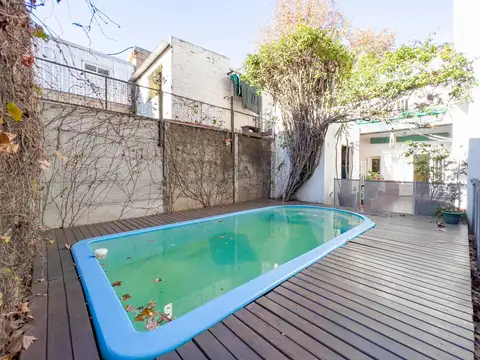 Casa 5 ambientes con 2 baños