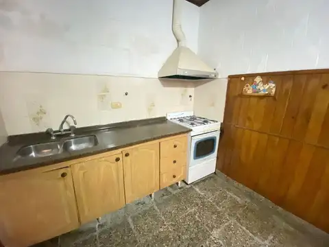 Depto Tipo Casa en Venta 51 años
