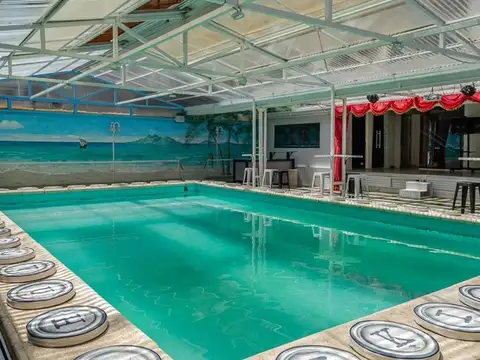 Venta salón/oficina 520 m² con piscina zona Centro