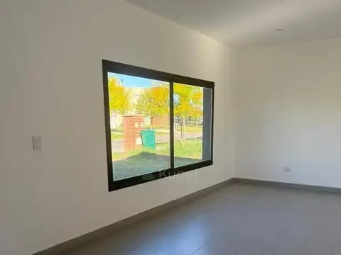 Casa en venta de 4 ambientes en San sebastian