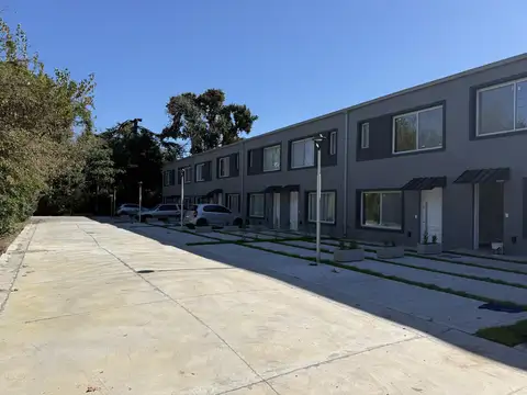 Depto Tipo Casa en Venta de 5 ambientes