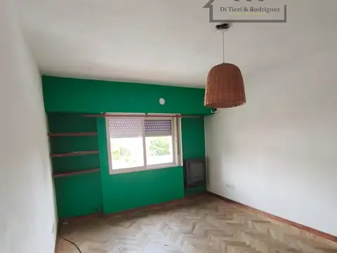 Departamento amplio con excelente ubicación a 2 cuadras de la estación Martín Coronado – Ciudad Jardín