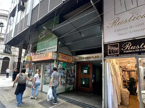 Oficina en Alquiler en Centro, $ 250.000