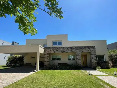 Casa en Venta Barrio Privado Terravista