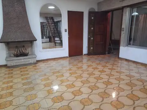 Casa en Venta en Lanus, USD 110.000