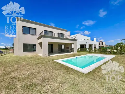 Casa en Venta 1 año