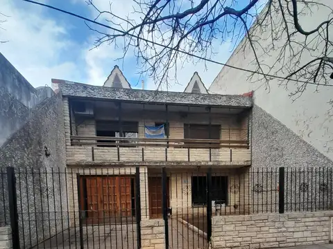 CASA 7 AMBIENTES