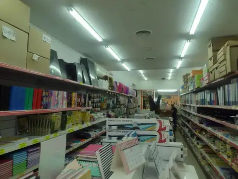 Local en Alquiler 50 años