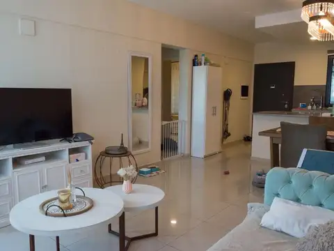Carabelas 2500, Piso 1