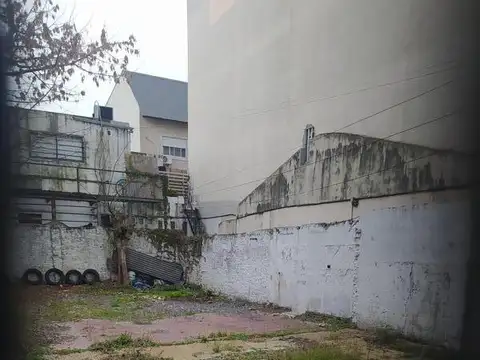 Terreno en Venta 17  mts Fondo