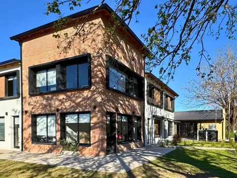 LOCAL COMERCIAL EN VENTA PASEO LA TRADICIÓN FUNES