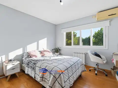 Casa 6 ambientes con 4 baños