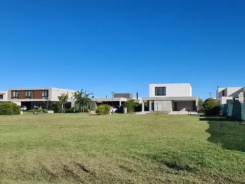 TERRENO BARRIO CERRADO VIDA 1-FUNES