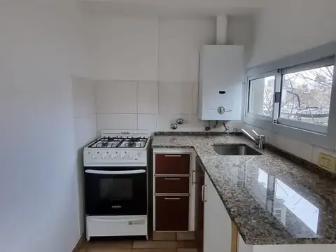 Cerrito  al 900