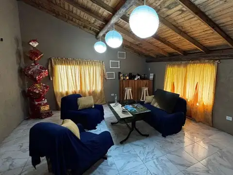 Casa 4 ambientes con 3 baños
