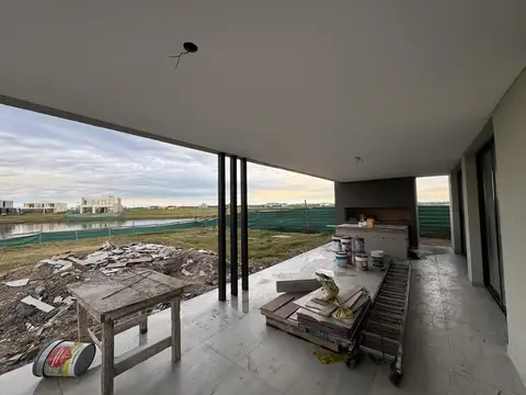Casa en Venta en Puertos - Barrio Amarras, USD 710.000