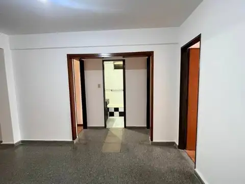 Depto Tipo Casa en Alquiler de 3 dormitorios