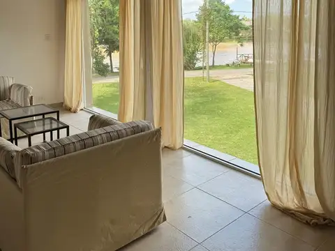 Casa  en Venta en Cube, Escobar, G.B.A. Zona Norte