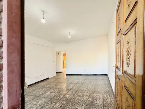 Depto Tipo Casa en Venta en Lanus Oeste, USD 58.000