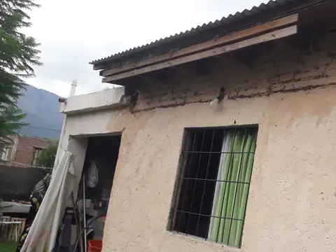 OPORTUNIDAD CASA EN LAS CHACRAS SUR