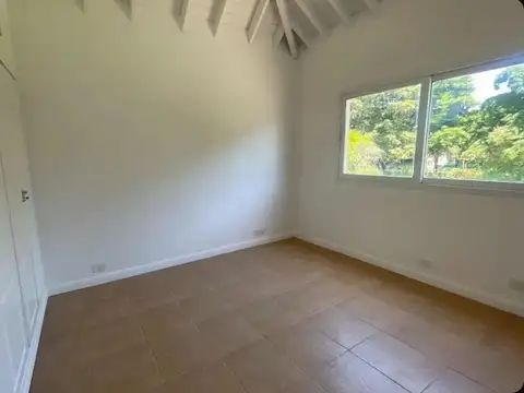 Alquiler de Casa 6 Ambientes en St. Mathews Village, Pilar