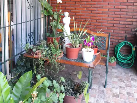 España 100, Piso PB