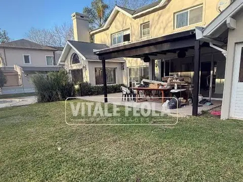 Casa en Alquiler de 4 dormitorios