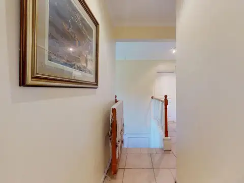 Casa 5 ambientes con 3 baños