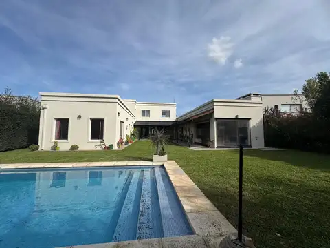 Los Robles Haras Santa Maria 600