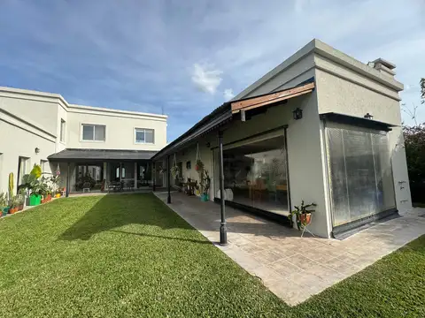 Casa en Venta en Haras Santa María, USD 295.000