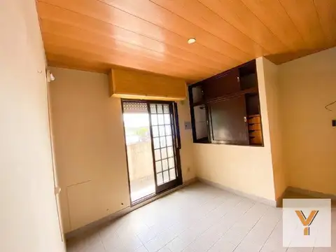 Departamento en Venta en Villa Elvira, USD 39.000