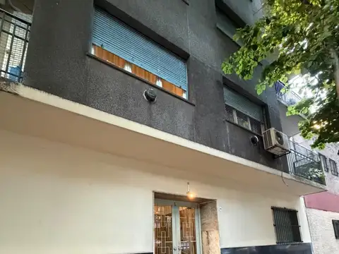 3 ambientes muy luminoso. Lateral