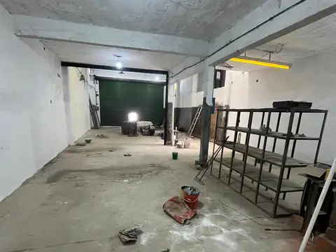 Galpon en Alquiler 18  mts Fondo