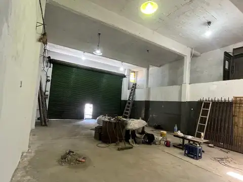 Galpon en Alquiler 7  mts Frente