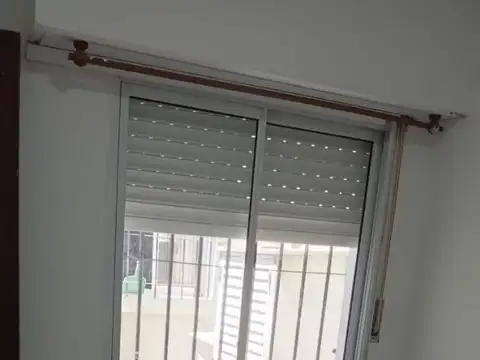 Depto Tipo Casa en Alquiler en La Plata, $ 450.000