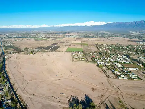 Viamonte  al 1000, Chacras de Coria
