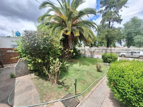 Casa en venta en Garin