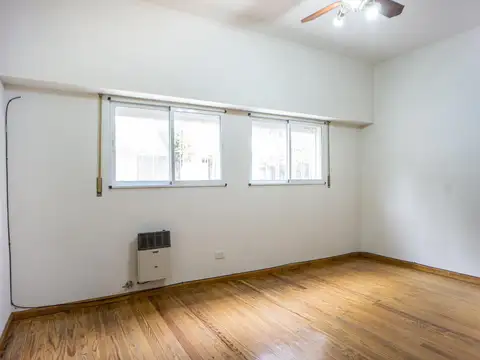 VENTA - CASA DE 3 DORMITORIOS CON PATIO Y TERRAZA - ECHESORTU